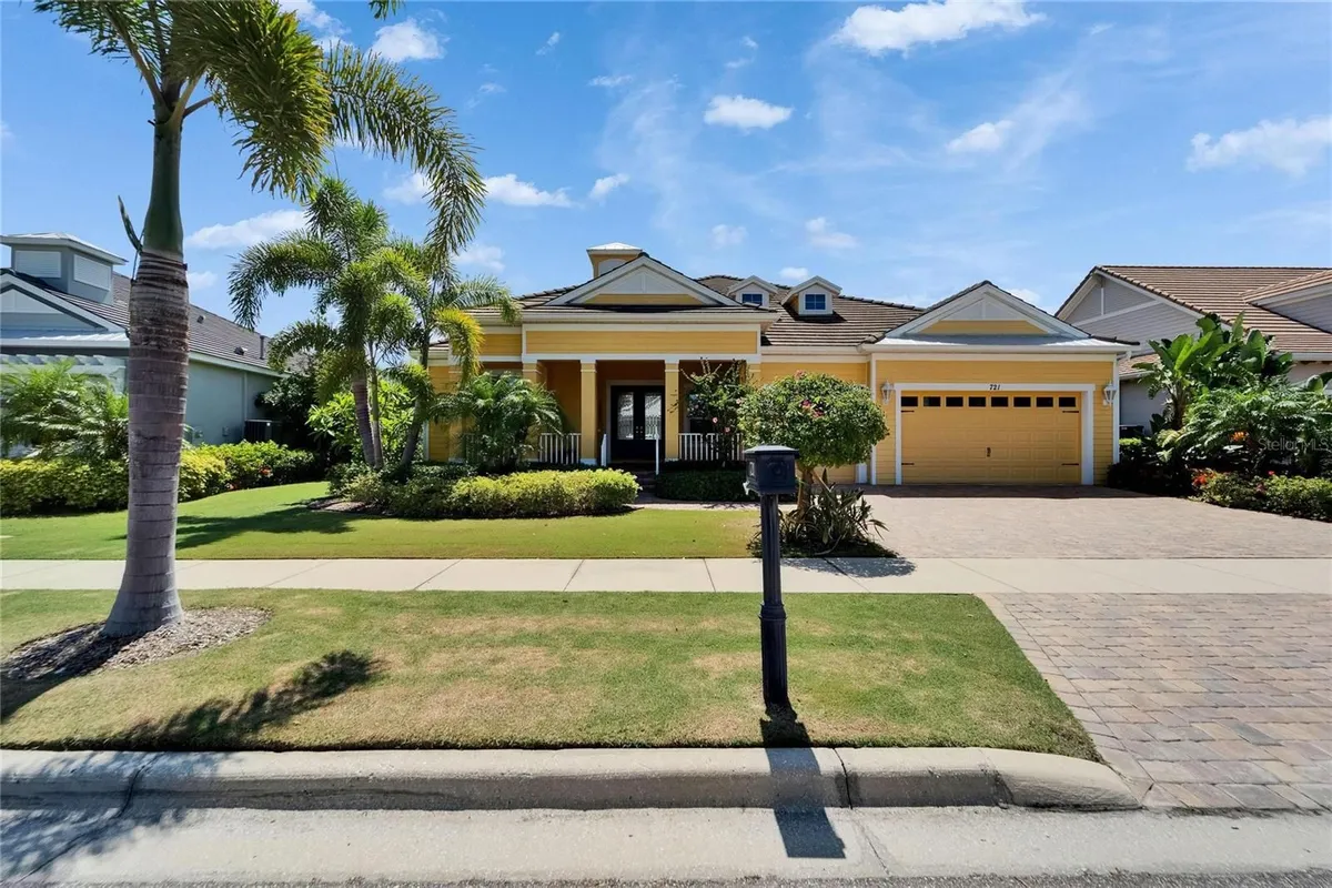 Property Slideshow image 1 of 80 | 721 manns harbor dr, Apollo Beach, FL, 33572