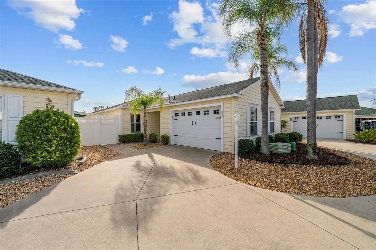 Property Slideshow image 1 of 36 | 1423 conchas dr, The Villages, FL, 32162