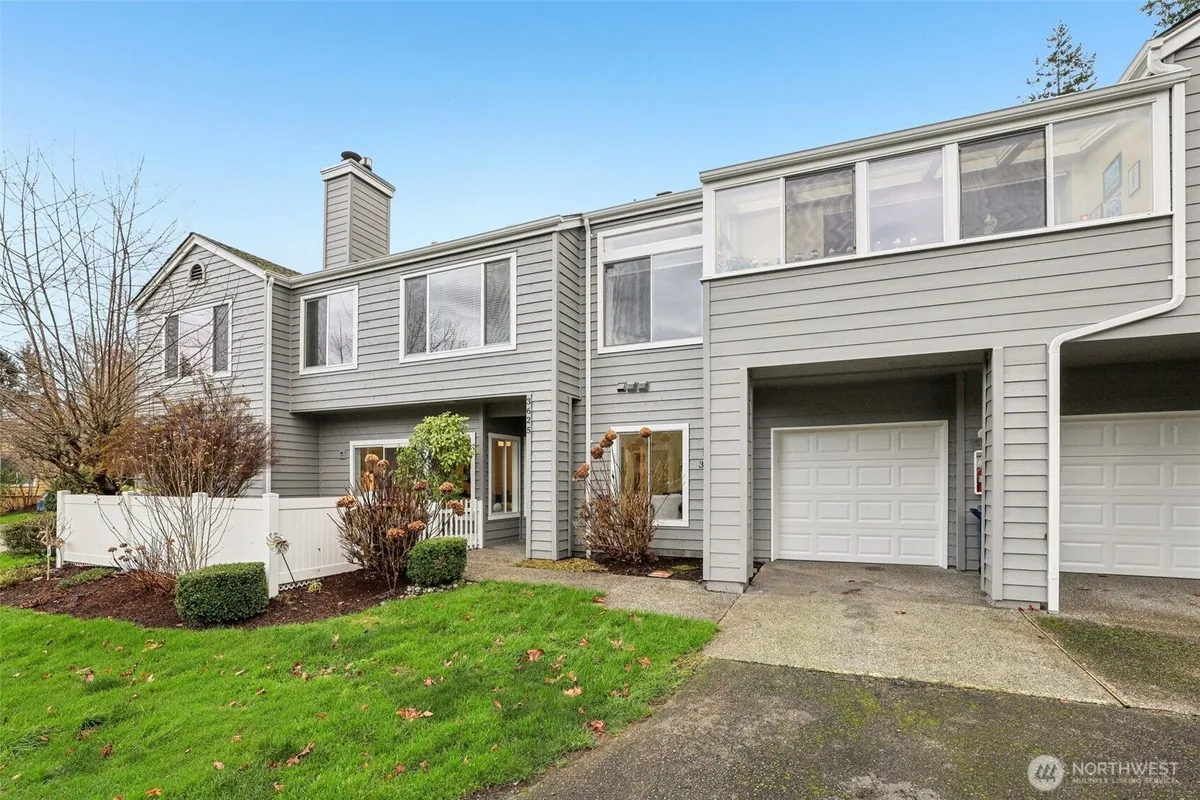 Property Slideshow image 1 of 39 | 3625 224th pl, Issaquah, WA, 98029