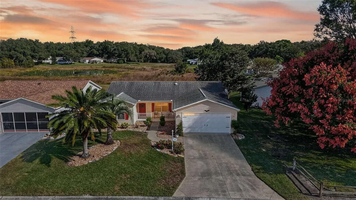 Property Slideshow image 1 of 37 | 203 modesto rd, The Villages, FL, 32159