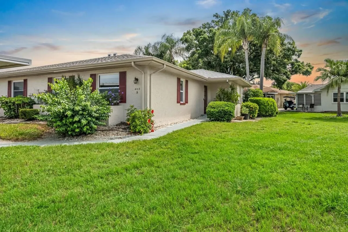 Property Slideshow image 1 of 34 | 403 fulham ct b, Sun City Center, FL, 33573