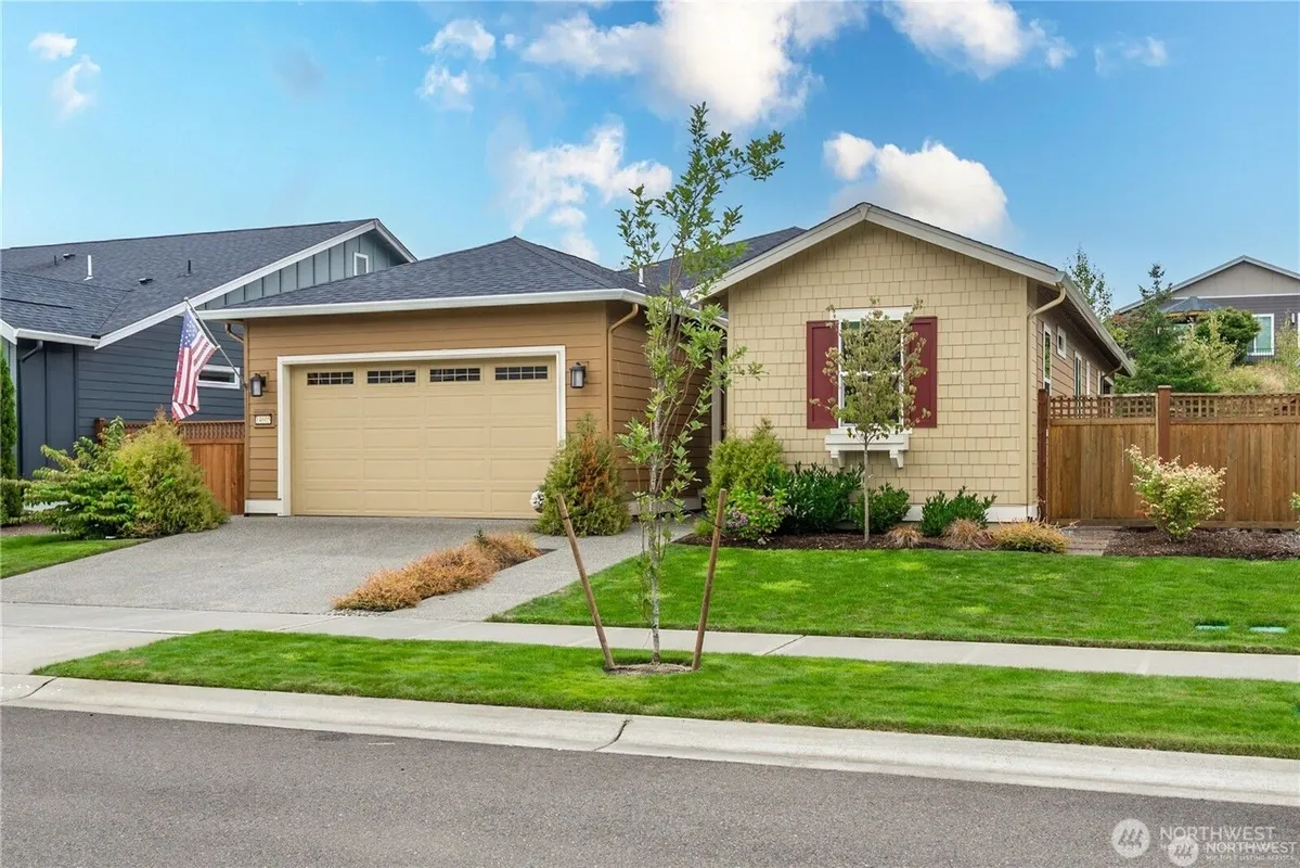 Property Slideshow image 1 of 36 | 14605 179th ave, Bonney Lake, WA, 98391