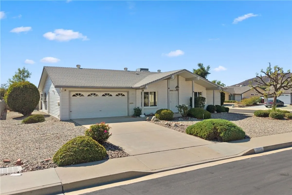 Property Slideshow image 1 of 27 | 26051 brandywine dr, Menifee, CA, 92586