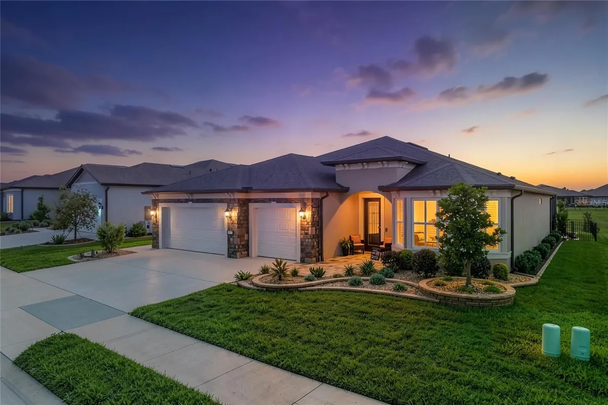 Property Slideshow image 1 of 46 | 6038 sw 86th cir, Ocala, FL, 34481