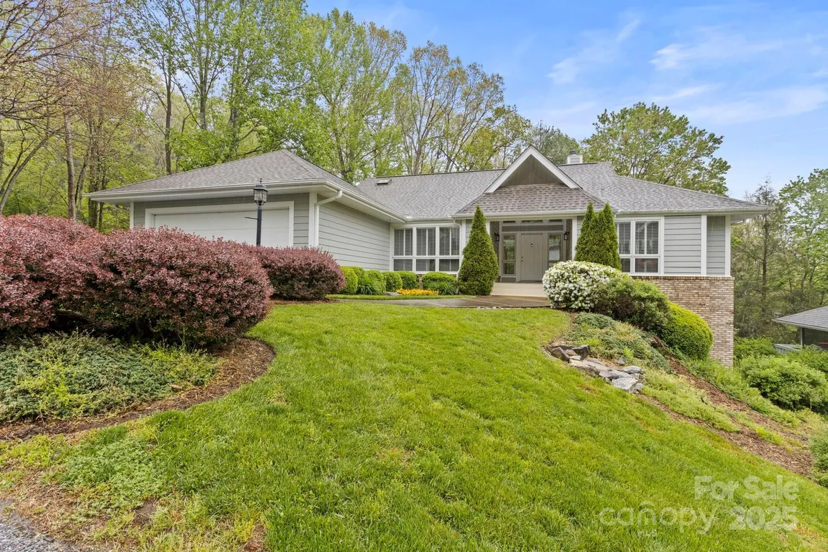 Property Slideshow image 1 of 33 | 111 broadmoor dr 19, Flat Rock, NC, 28731