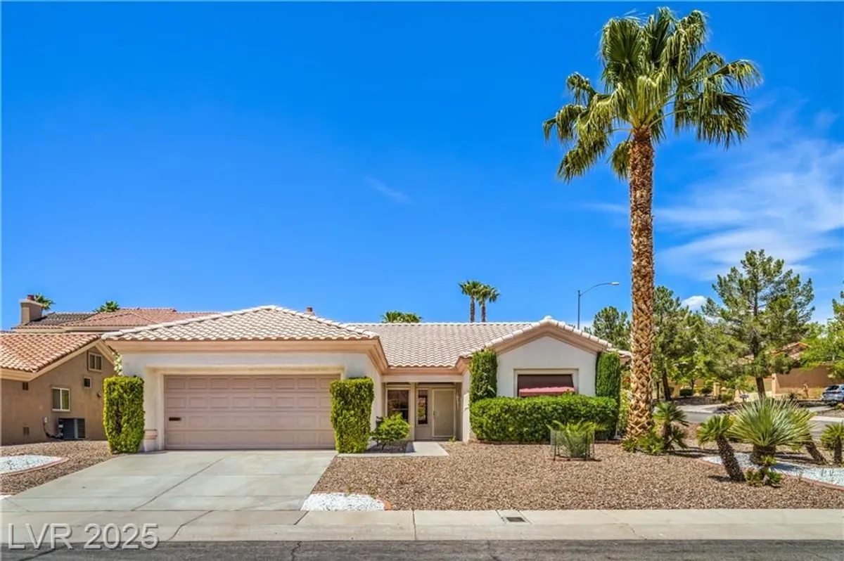 Property Slideshow image 1 of 34 | 2413 rockford st, Las Vegas, NV, 89134