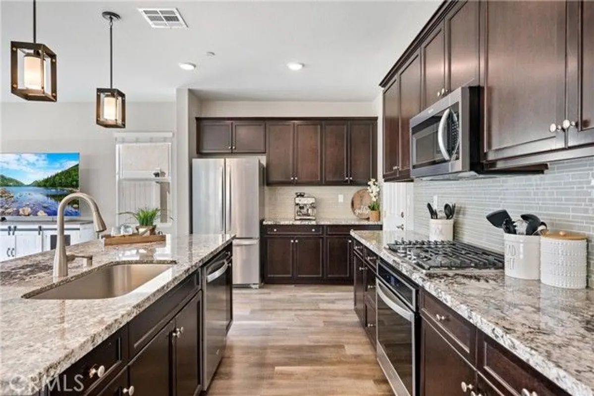 Property Slideshow image 1 of 39 | 24572 acadia dr, Corona, CA, 92883