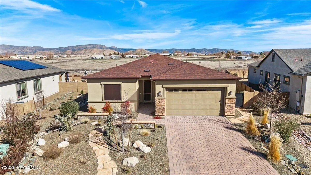 Property Slideshow image 1 of 34 | 8875 n tromontana rd, Prescott Valley, AZ, 86315