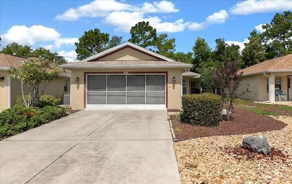 Property Slideshow image 1 of 37 | 9082 sw 102nd cir, Ocala, FL, 34481