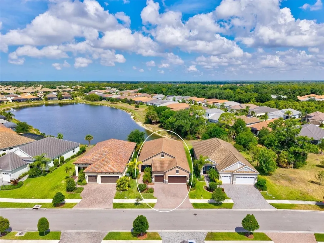 Property Slideshow image 1 of 96 | 11876 hunters creek rd, Venice, FL, 34293