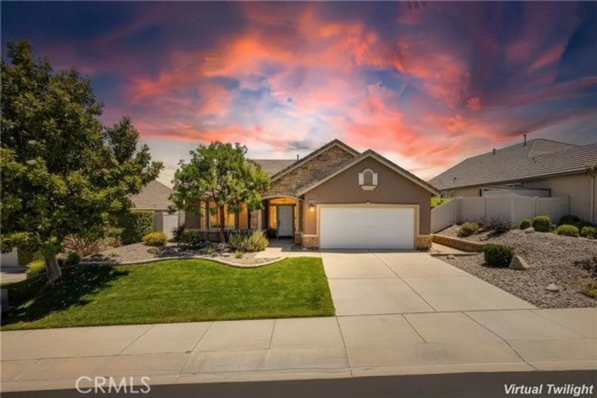 Property Slideshow image 1 of 50 | 468 yellowstone park, Beaumont, CA, 92223