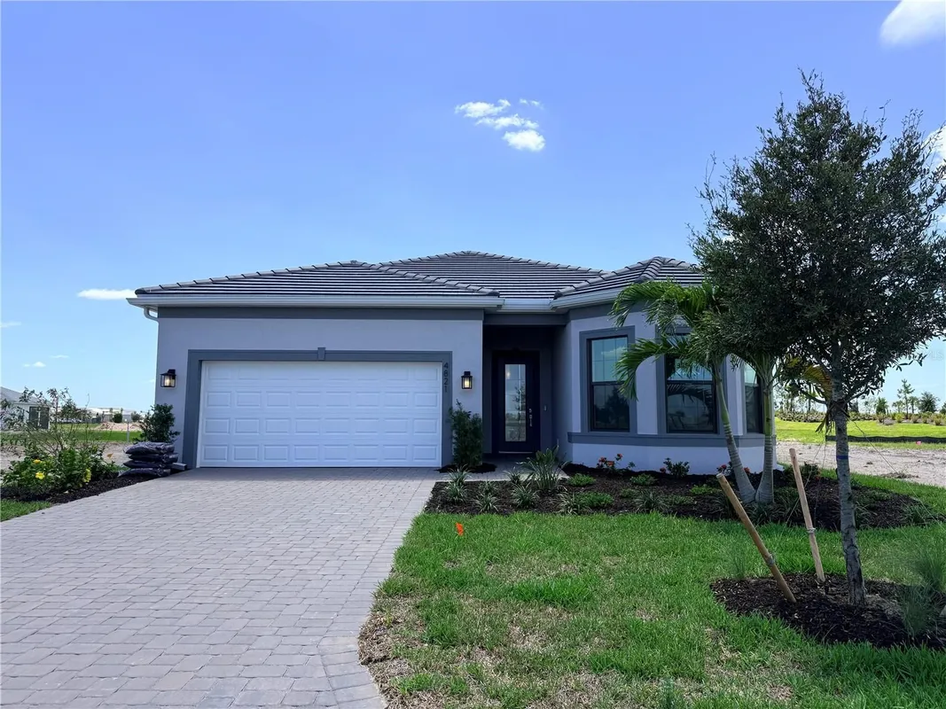 Property Slideshow image 1 of 31 | 4821 long point run, Lakewood Ranch, FL, 34211
