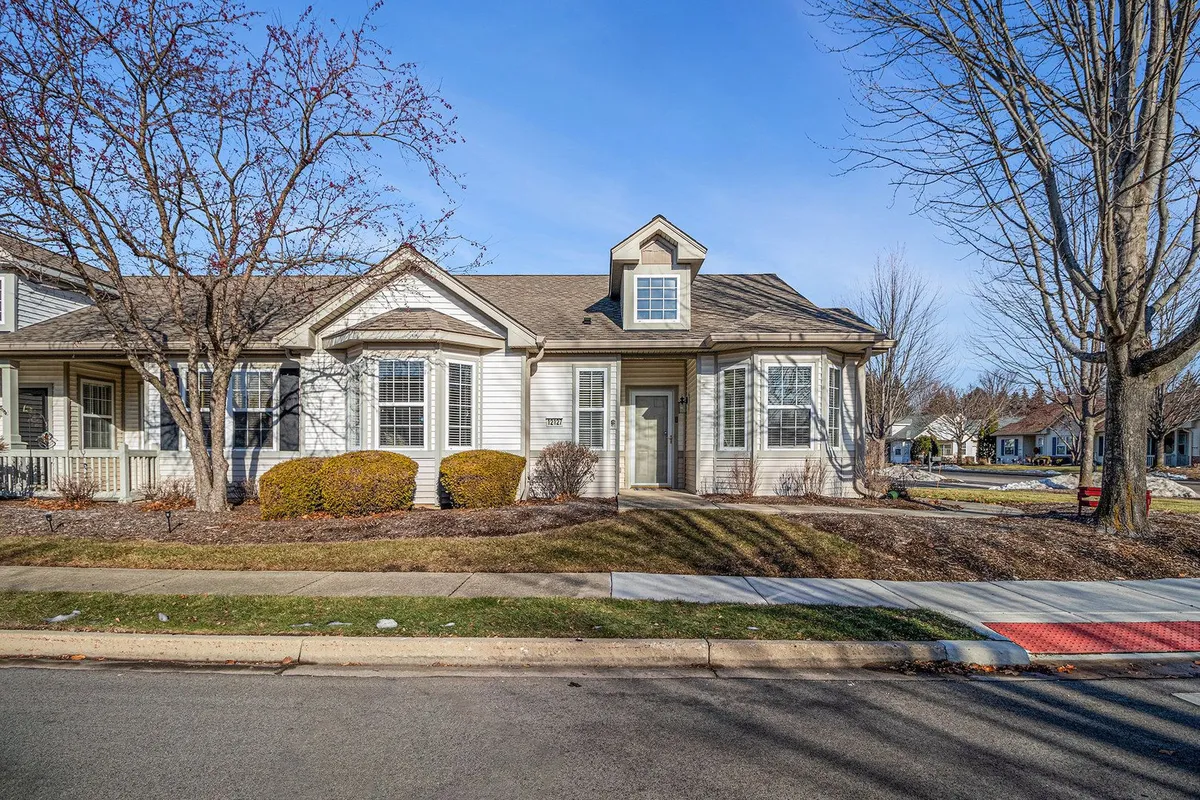 Property Slideshow image 1 of 16 | 12127 white tail ln, Huntley, IL, 60142