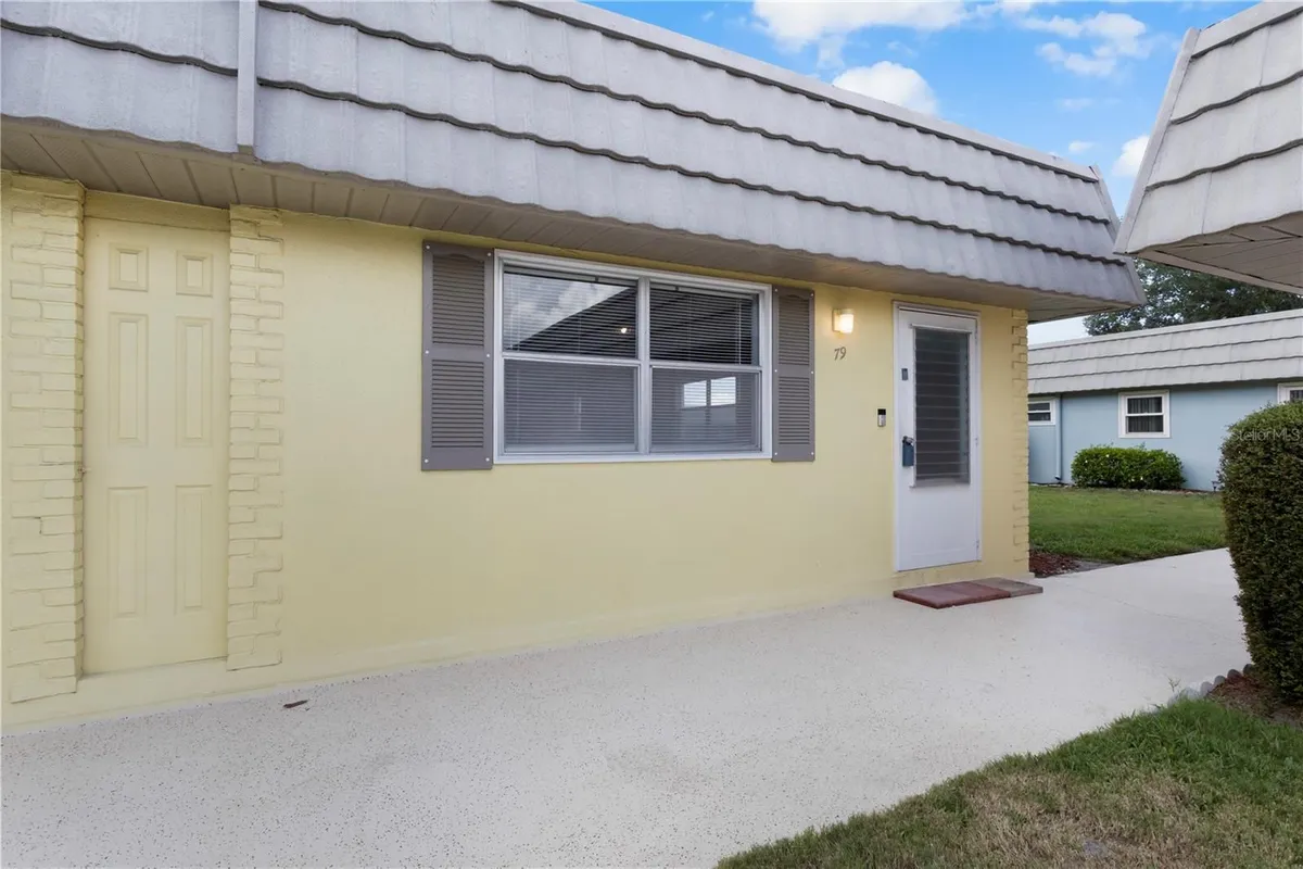 Property Slideshow image 1 of 53 | 201 bedford st 79, Sun City Center, FL, 33573