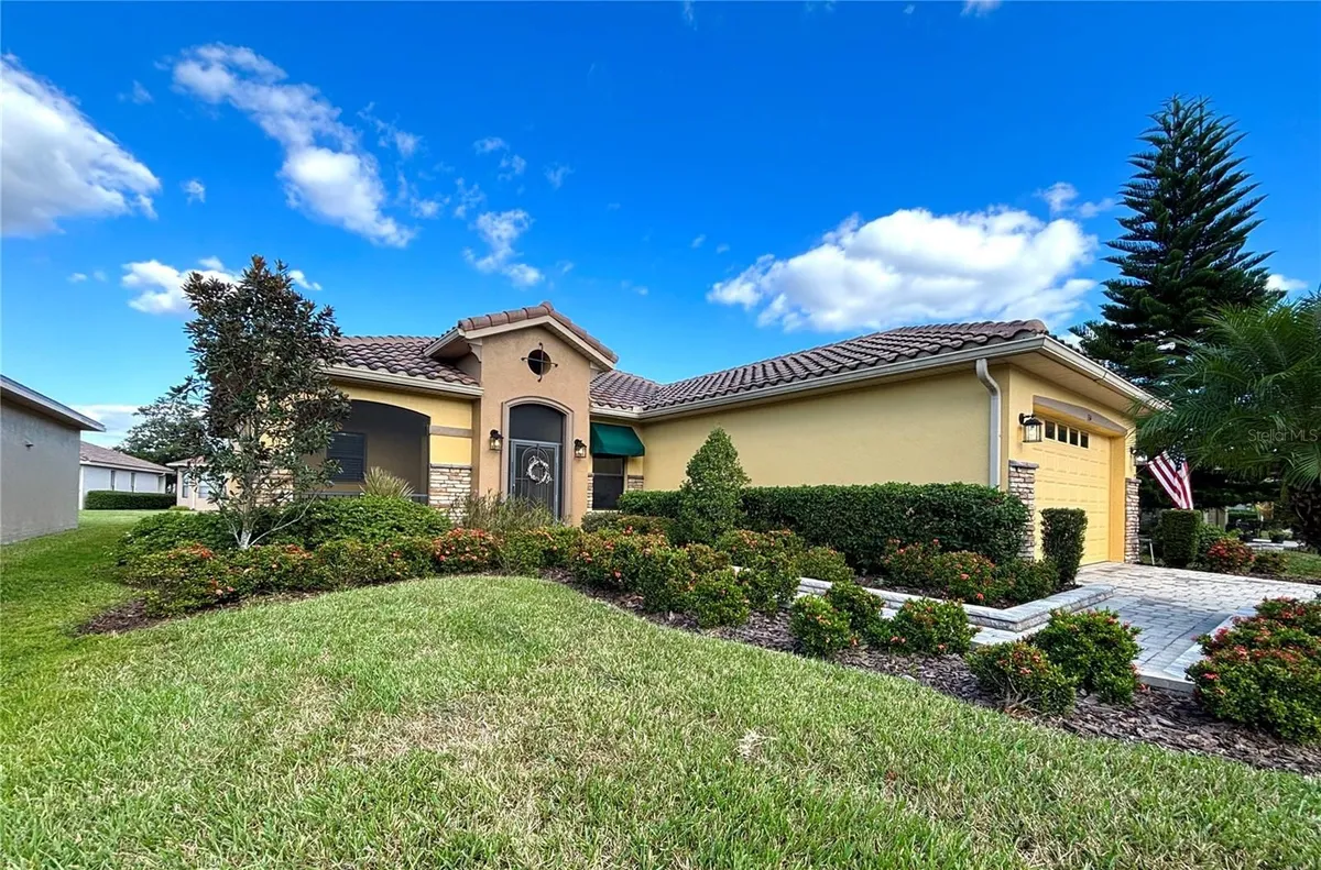 Property Slideshow image 1 of 62 | 134 glendale ct, Poinciana, FL, 34759