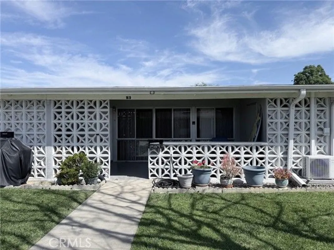 Property Slideshow image 1 of 9 | 1661 monterey 16-d, Seal Beach, CA, 90740