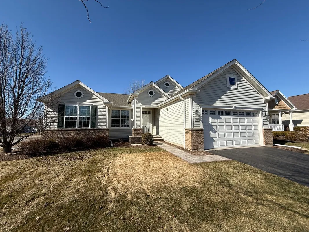 Property Slideshow image 1 of 35 | 12597 oak grove dr, Huntley, IL, 60142