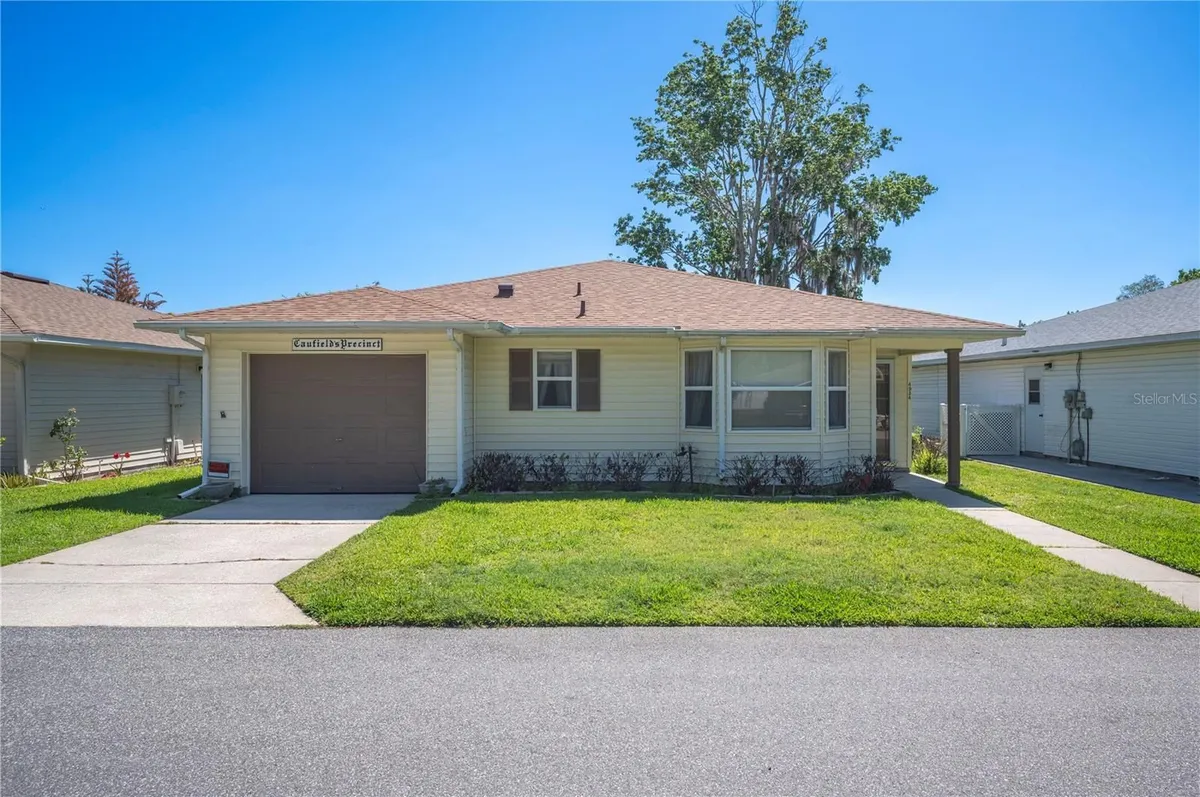 Property Slideshow image 1 of 37 | 4934 pleasant hollow trl, Lakeland, FL, 33811