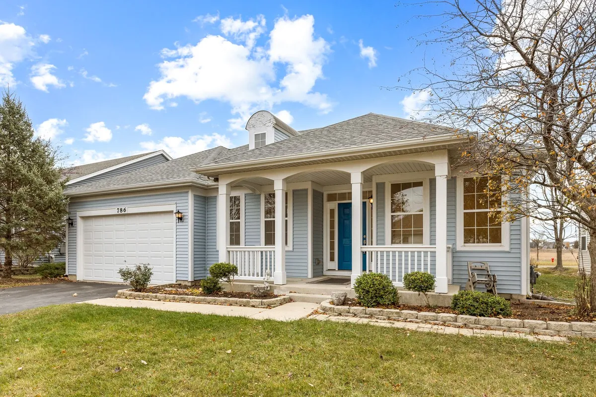 Property Slideshow image 1 of 30 | 786 bohannon cir, Oswego, IL, 60543