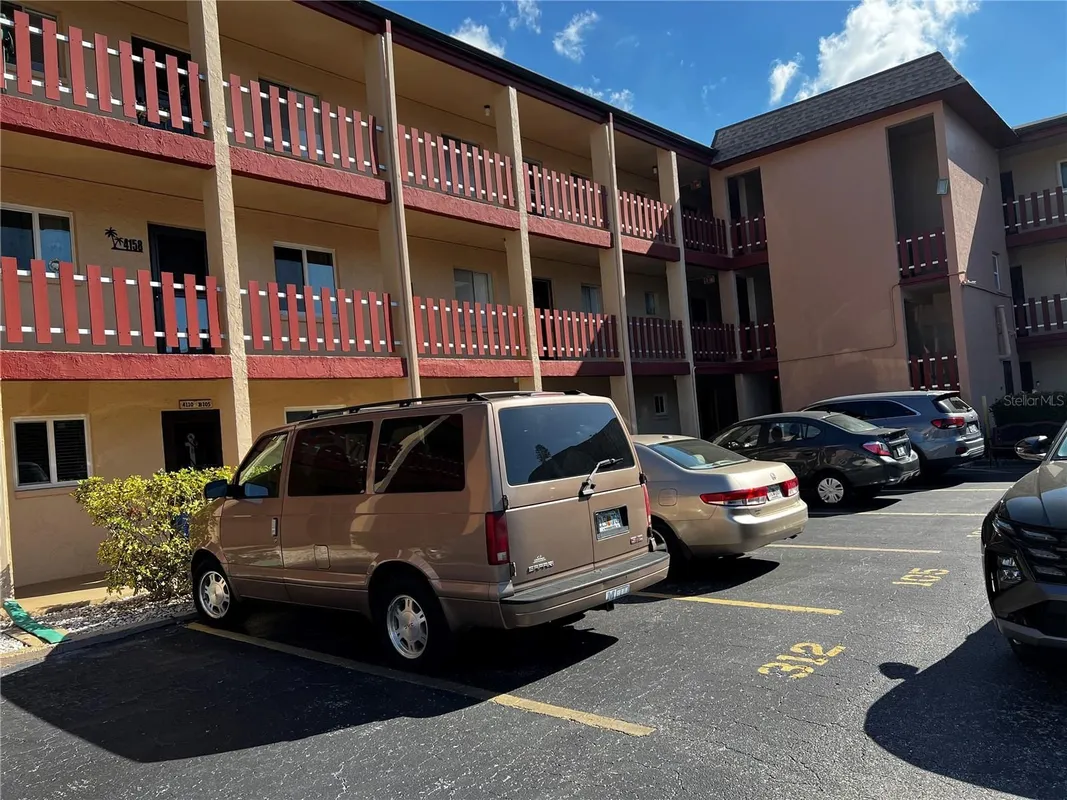 Property Slideshow image 1 of 22 | 4112 heron way # b106, Bradenton, FL, 34205