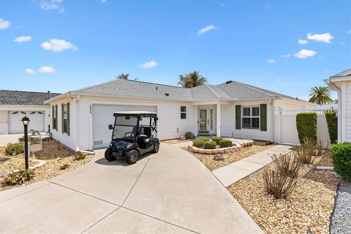 Property Slideshow image 1 of 37 | 16859 se 80th bathurst ct, The Villages, FL, 32162