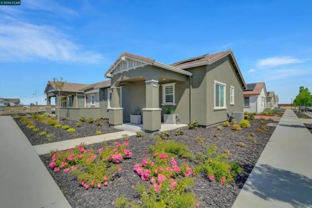 Property Slideshow image 1 of 31 | 2307 rustic oak ln, Rio Vista, CA, 94571