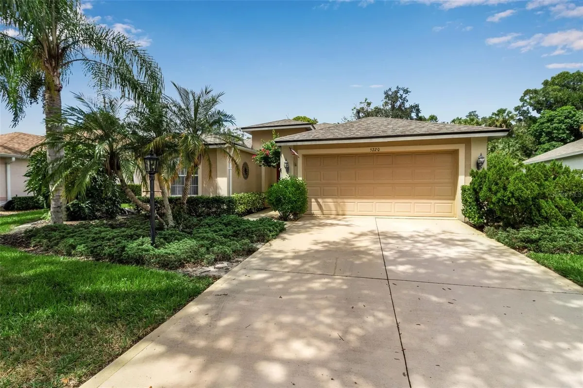 Property Slideshow image 1 of 71 | 5220 creekside trl, Sarasota, FL, 34243