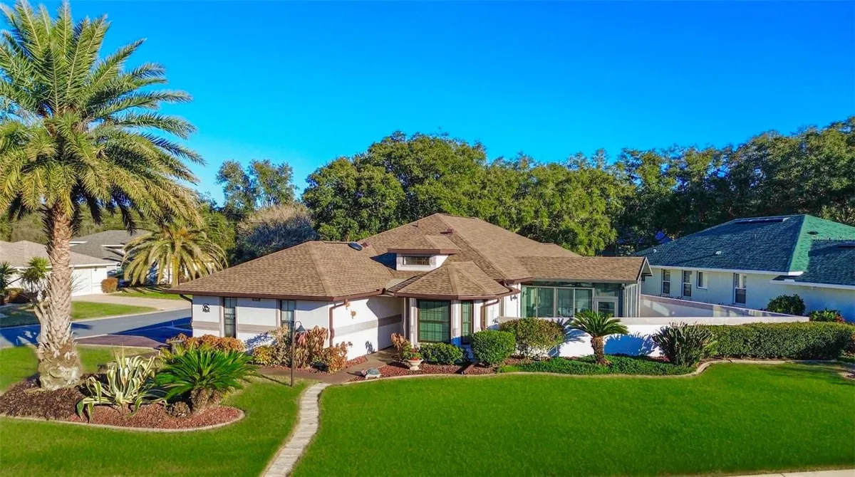 Property Slideshow image 1 of 32 | 21850 tartan st, Leesburg, FL, 34748