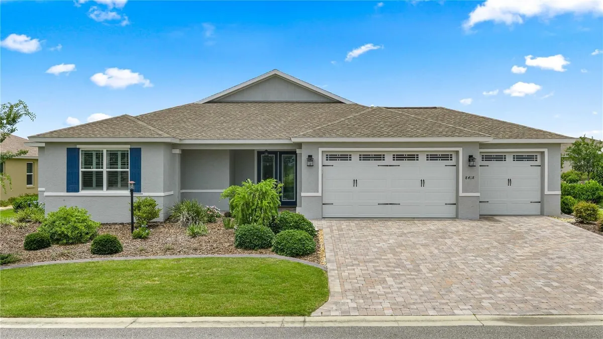 Property Slideshow image 1 of 39 | 8418 sw 93rd cir, Ocala, FL, 34481