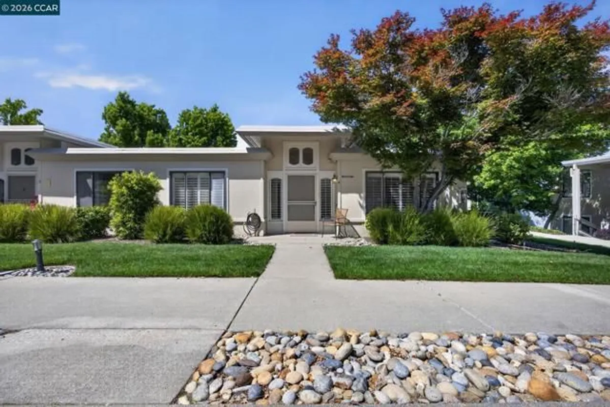 Property Slideshow image 1 of 68 | 1124 oakmont dr 4, Walnut Creek, CA, 94595