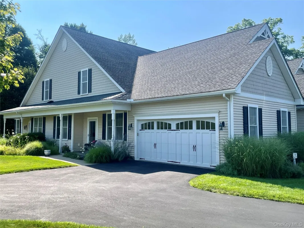 Property Slideshow image 1 of 33 | 10 maggie may way, Philipstown, NY, 10516