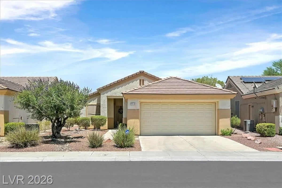 Property Slideshow image 1 of 51 | 468 bonnie brook pl, Henderson, NV, 89012