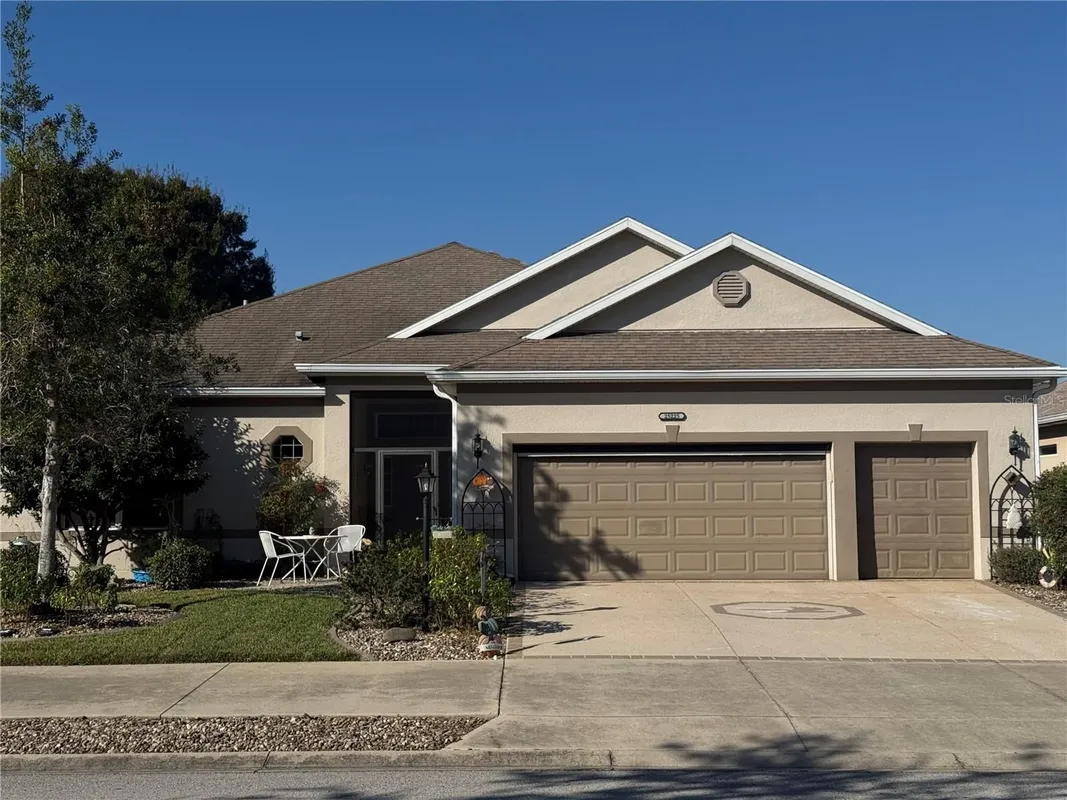 Property Slideshow image 1 of 2 | 25225 laurel valley rd, Leesburg, FL, 34748