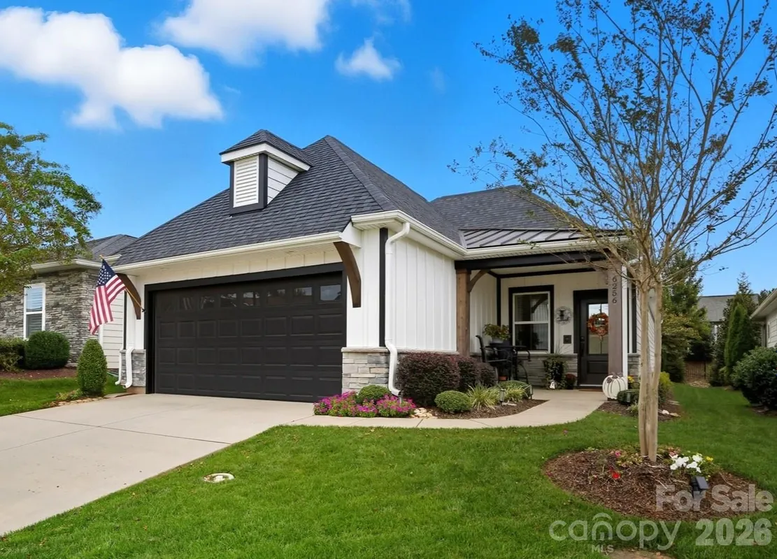 Property Slideshow image 1 of 48 | 6256 raven rock dr, Denver, NC, 28037