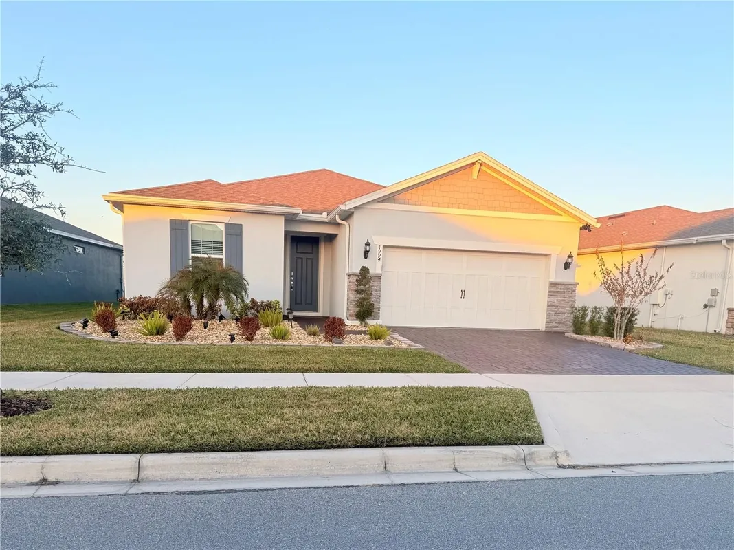 Property Slideshow image 1 of 29 | 1994 spring shower cir, Kissimmee, FL, 34744