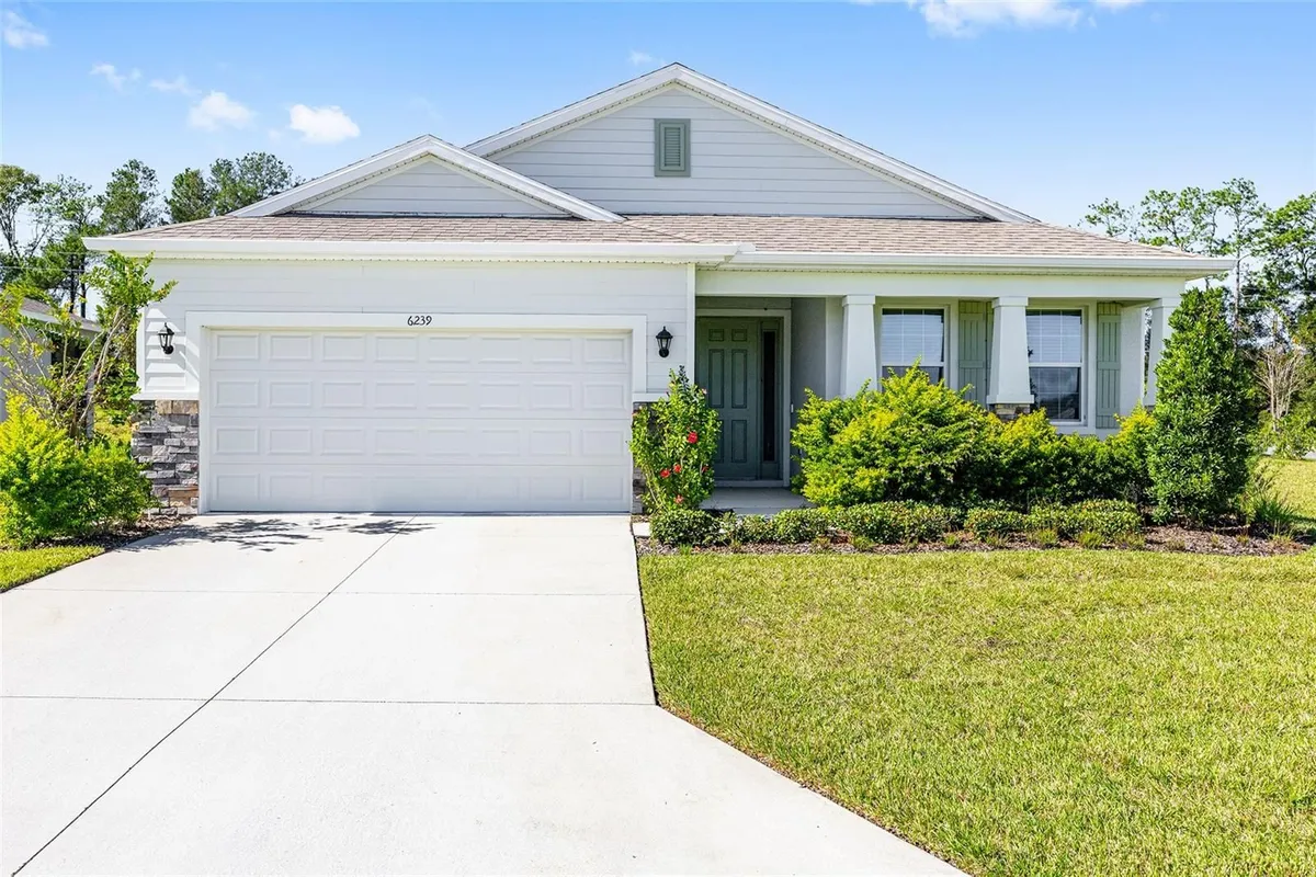 Property Slideshow image 1 of 44 | 6239 sw 93rd loop, Ocala, FL, 34476