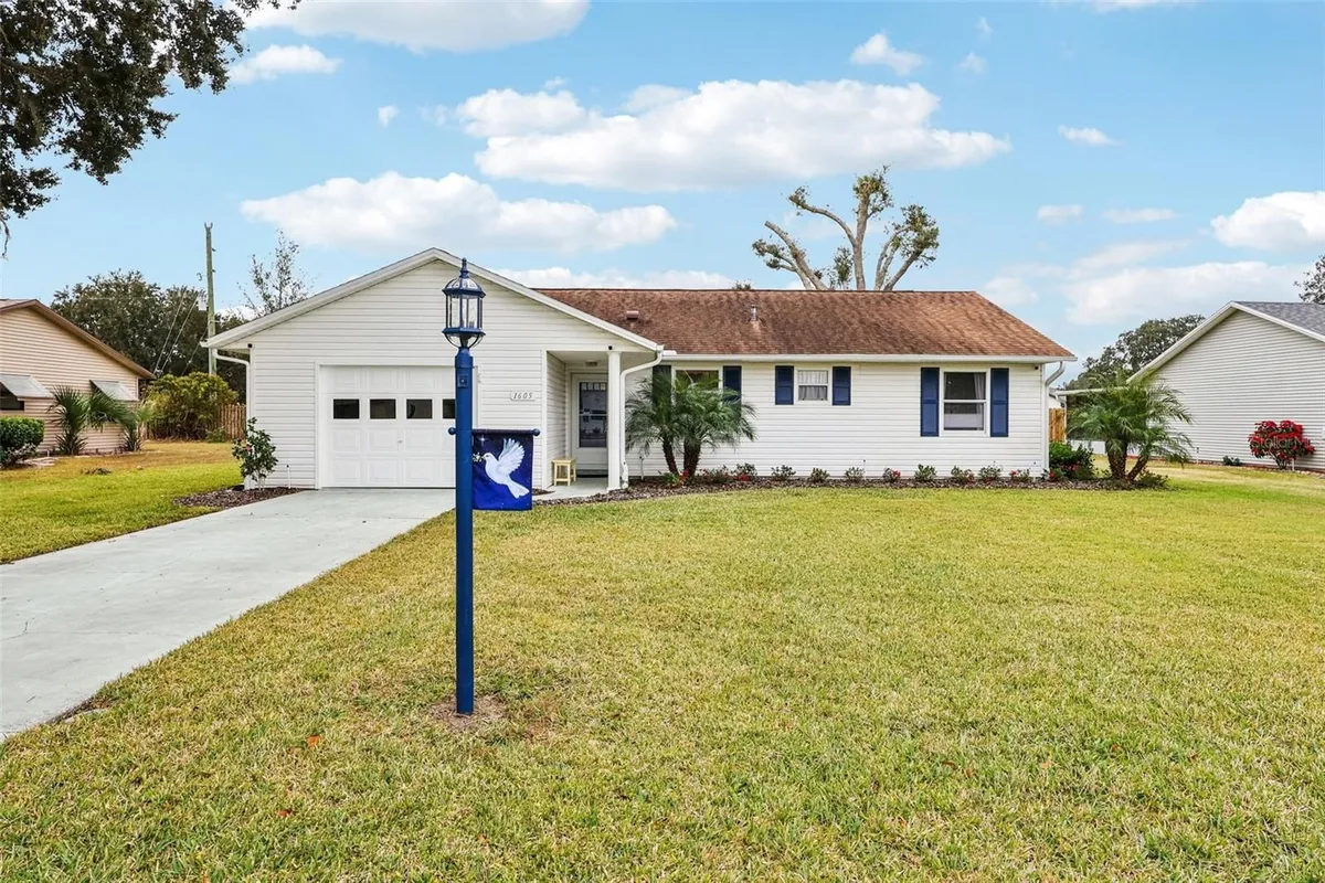 Property Slideshow image 1 of 34 | 1605 selkirk dr, Leesburg, FL, 34788