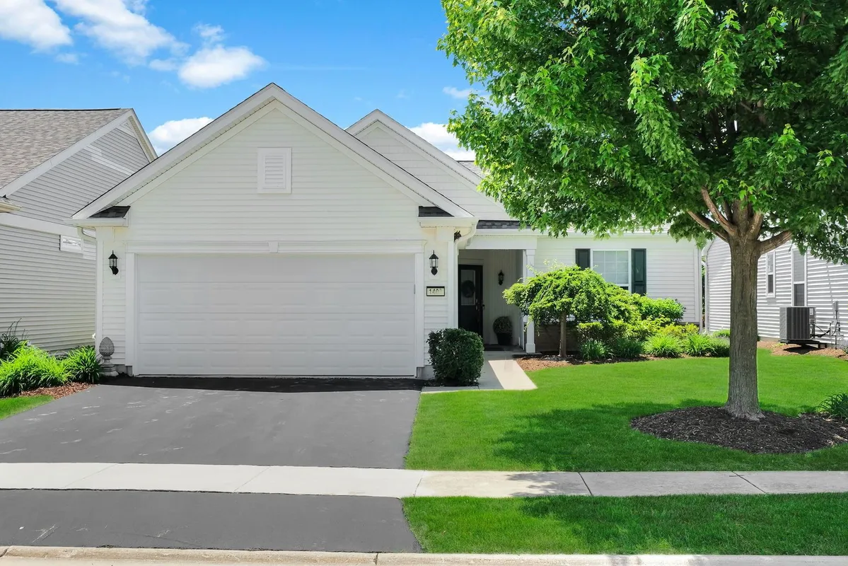 Property Slideshow image 1 of 60 | 1409 justice ct, Shorewood, IL, 60404