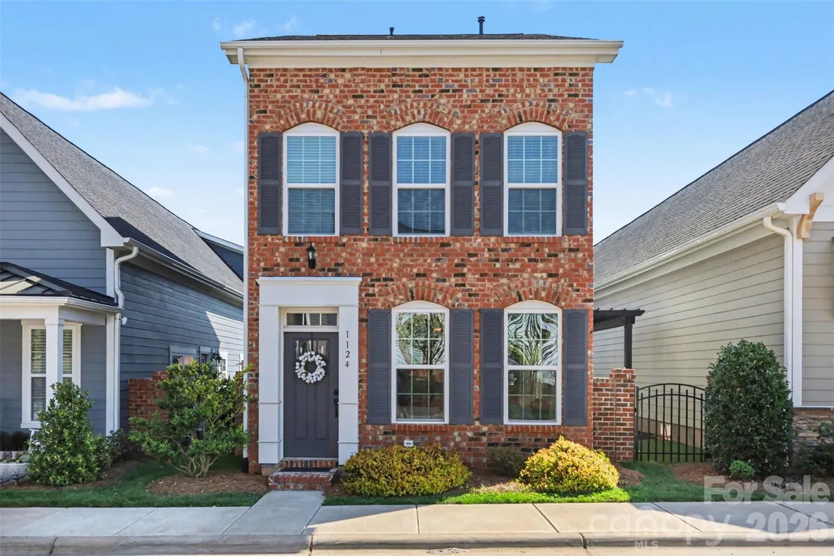 Property Slideshow image 1 of 32 | 1124 almerton dr, Denver, NC, 28037