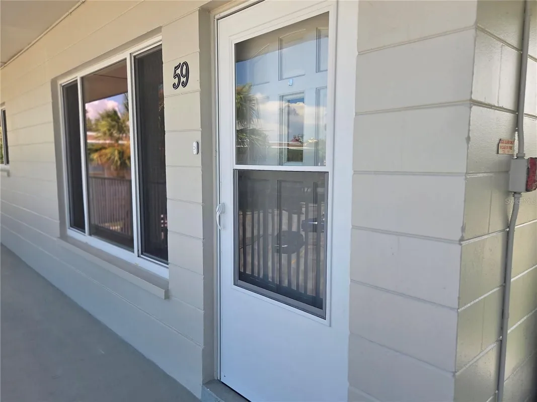 Property Slideshow image 1 of 55 | 2071 australia way 59, Clearwater, FL, 33763