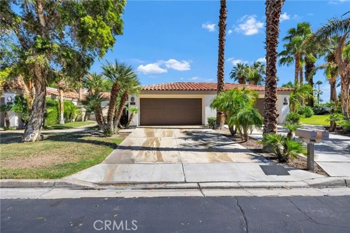 Property Slideshow image 1 of 35 | 54880 inverness way, La Quinta, CA, 92253