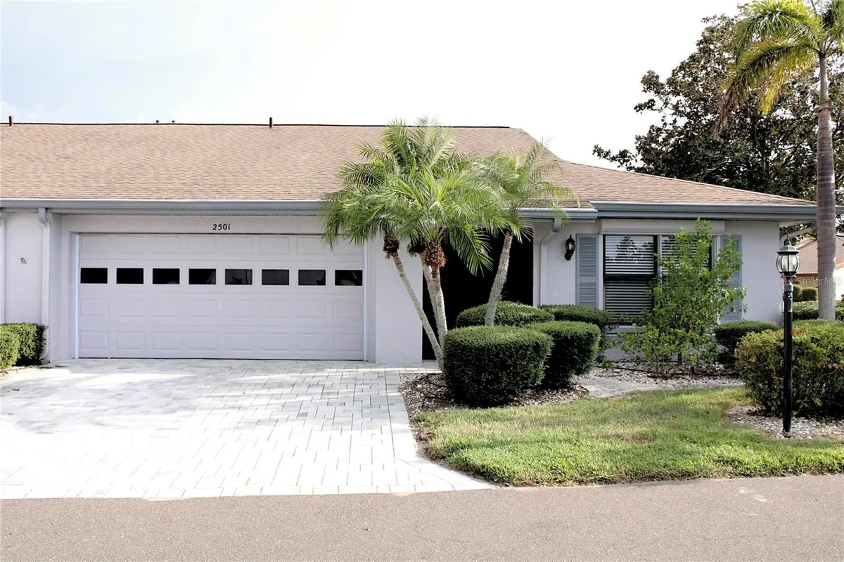 Property Slideshow image 1 of 31 | 2501 lonigan pl, Sun City Center, FL, 33573