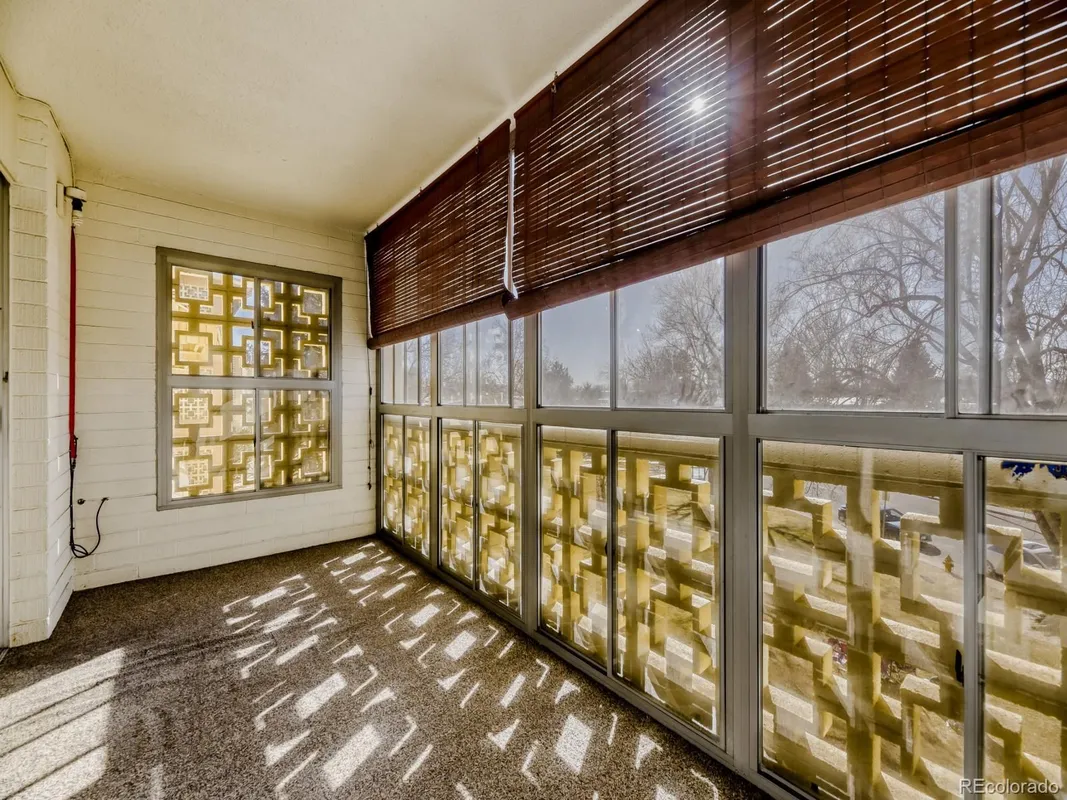 Property Slideshow image 1 of 33 | 650 s clinton st 5c, Denver, CO, 80247