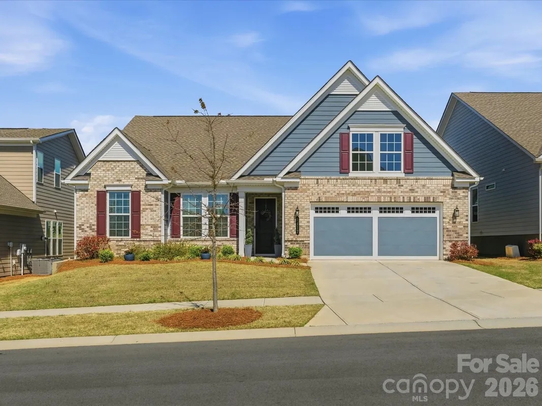 Property Slideshow image 1 of 44 | 7117 jolly brook dr, Charlotte, NC, 28215