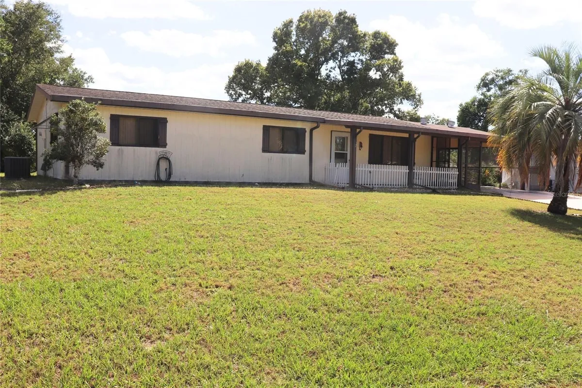 Property Slideshow image 1 of 24 | 9050 sw 101st pl, Ocala, FL, 34481