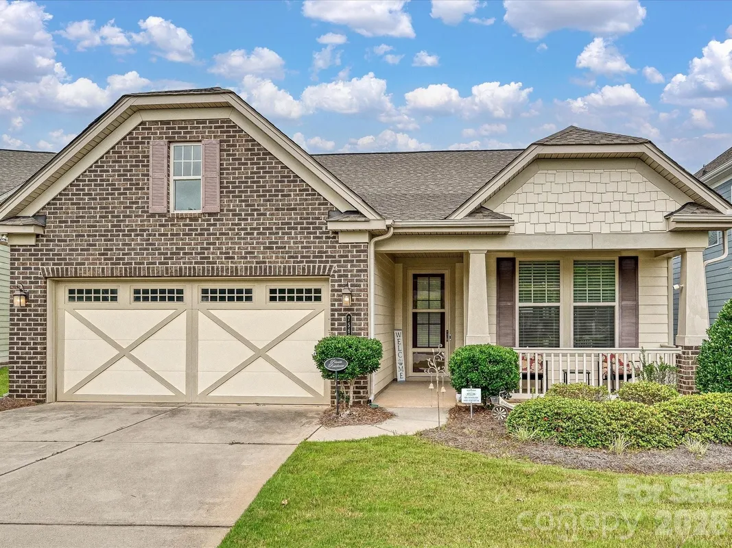 Property Slideshow image 1 of 25 | 7569 short putt ct, Charlotte, NC, 28215
