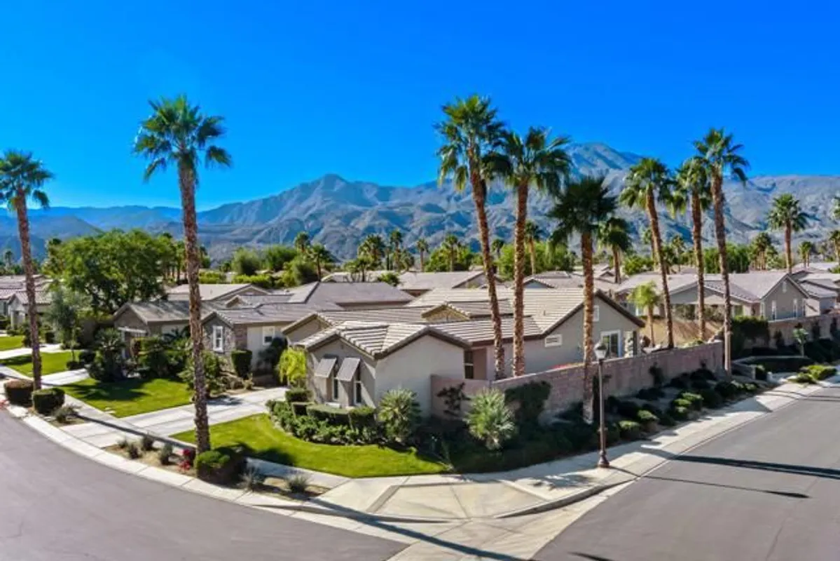 Property Slideshow image 1 of 82 | 60117 angora ct, La Quinta, CA, 92253