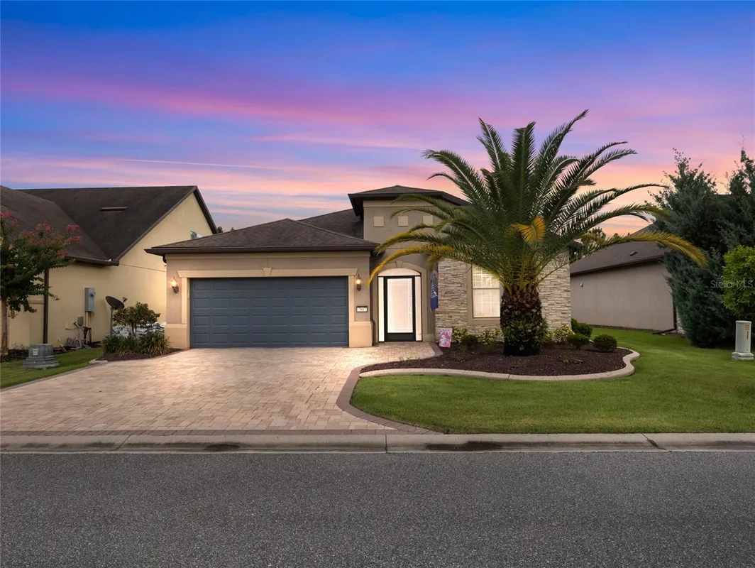 Property Slideshow image 1 of 50 | 7807 sw 97th cir, Ocala, FL, 34481