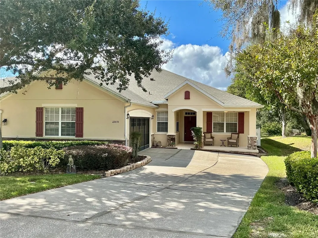 Property Slideshow image 1 of 35 | 22035 belgian ct, Mount Dora, FL, 32757