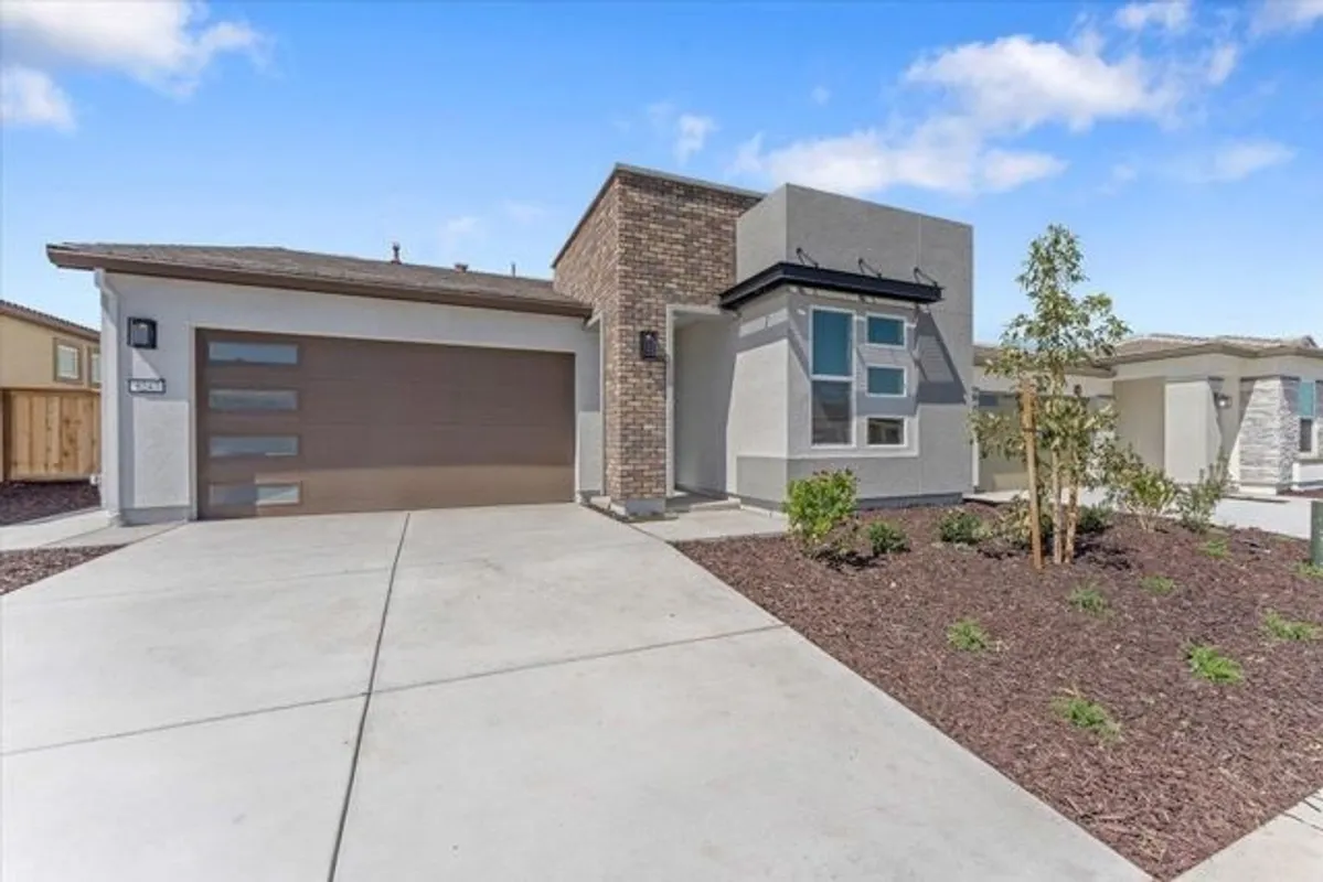 Property Slideshow image 1 of 25 | 3247 woody way, Hollister, CA, 95023